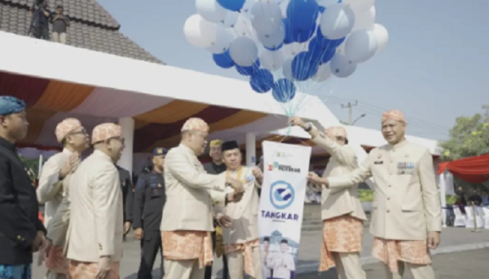 TANGKAR SuperApp Diluncurkan, Benarkah Urusan Warga Karawang Bisa Makin Praktis?
